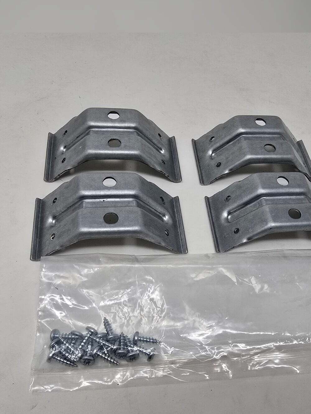 IKEA Ingo Table Brace Corner Bracket with Screws IKEA 110911 x 4 Leg Assembly